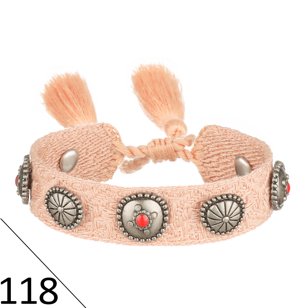 (D word) metal nail bracelet 118