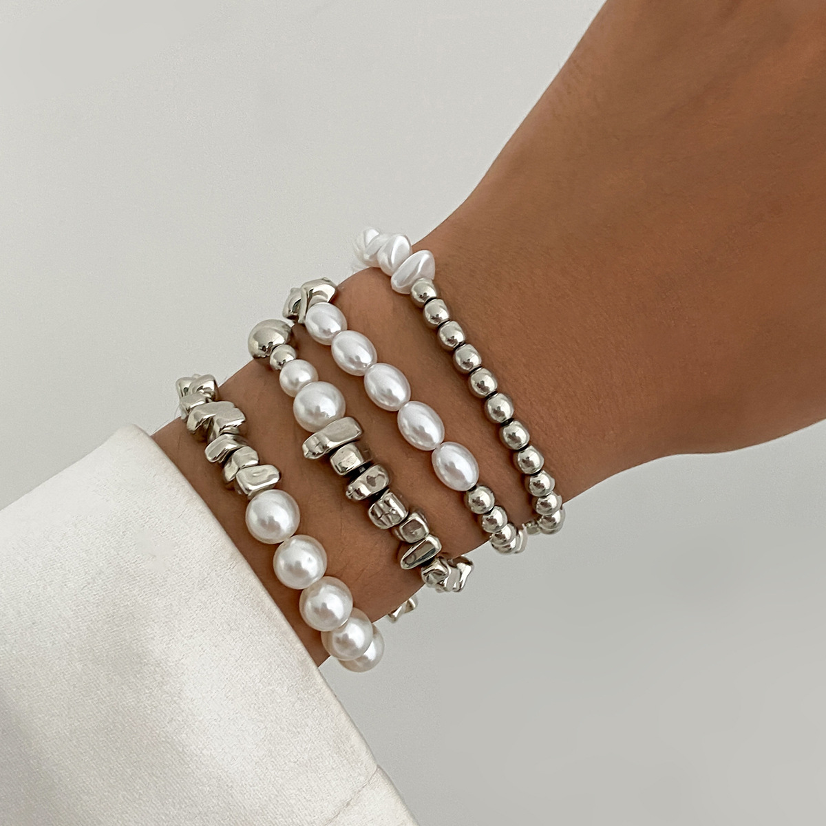 03 bracelet white k 6304
