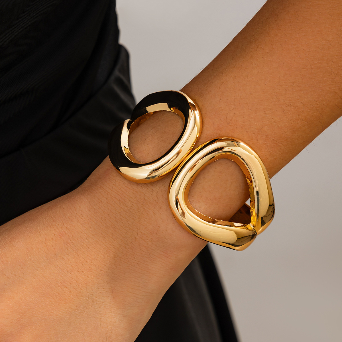 03 bracelet gold 2691