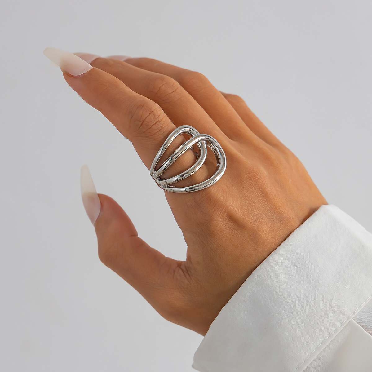 04 ring white k 0822