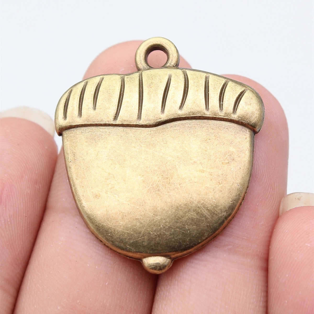Bronze-
