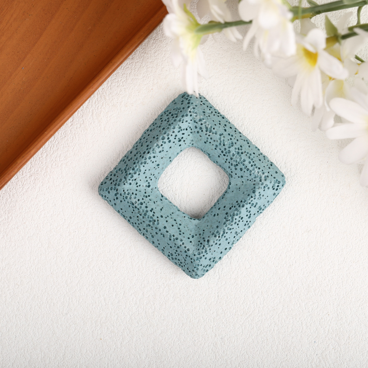 Single pendant lake blue