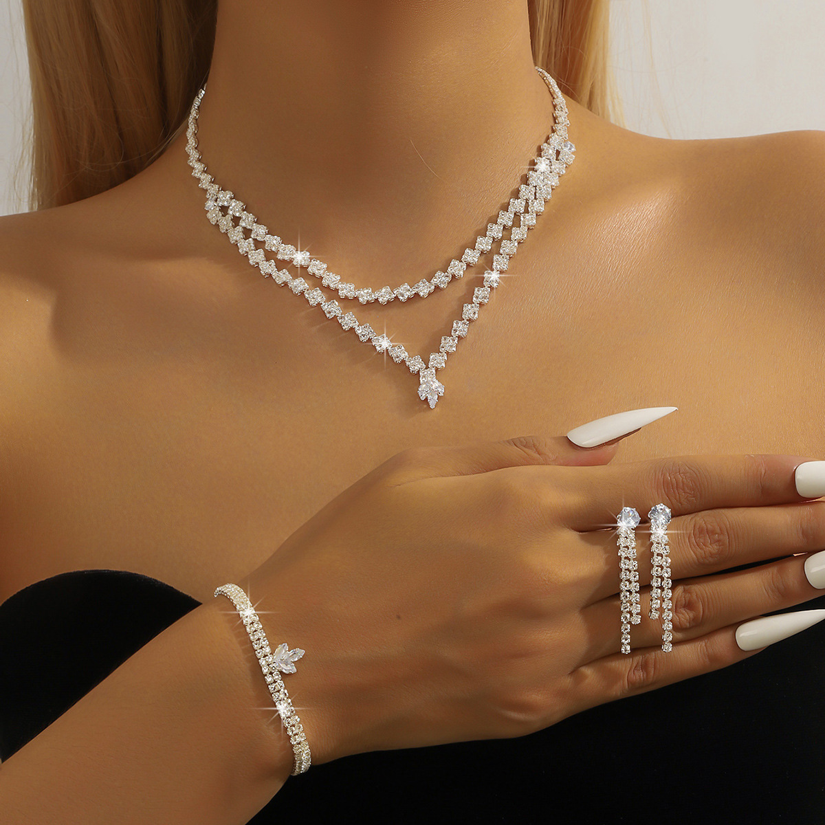 84839401 silver three-piece set