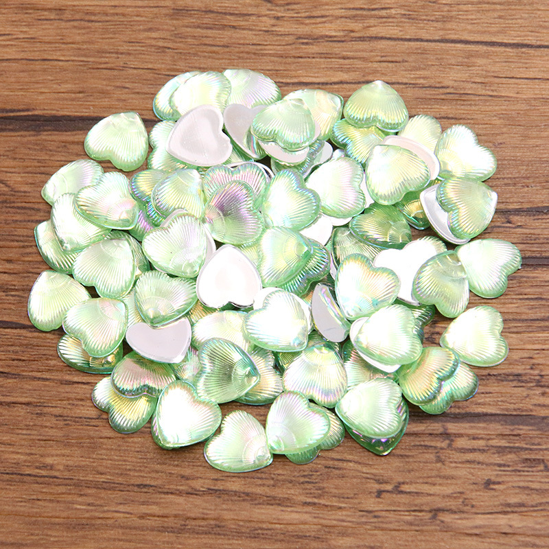 Green heart 10mm 0.1g