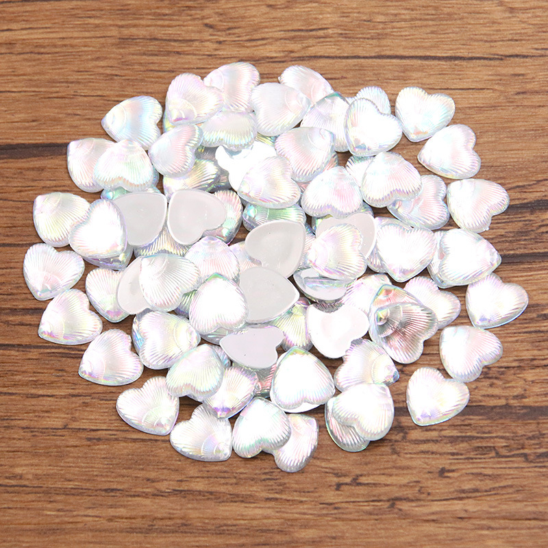White heart 10mm 0.1g