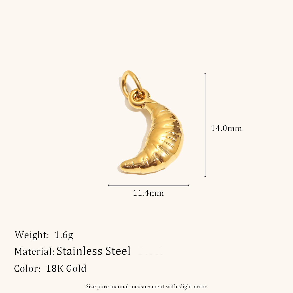 Croissant pendant-gold