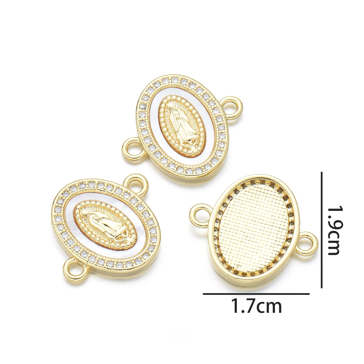 Oval Virgin hand (natural shell)