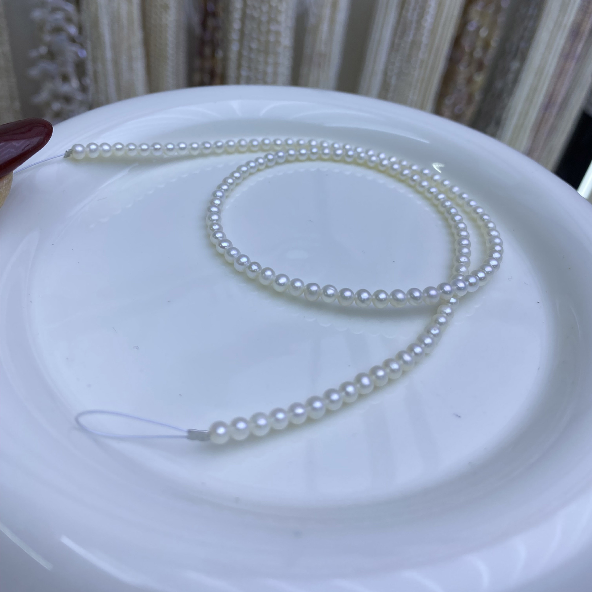 Natural white 3-4mm