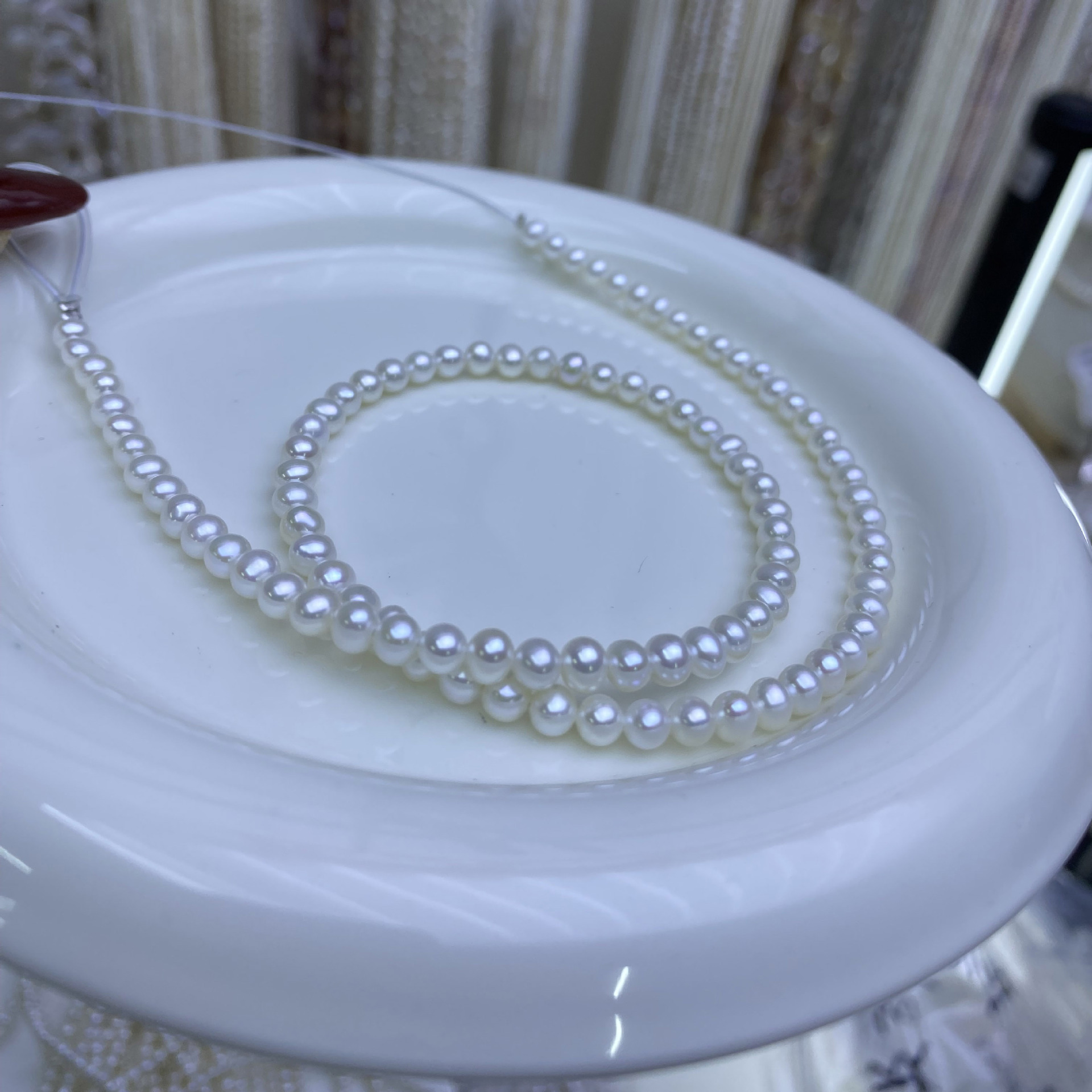 Natural white 4-5mm
