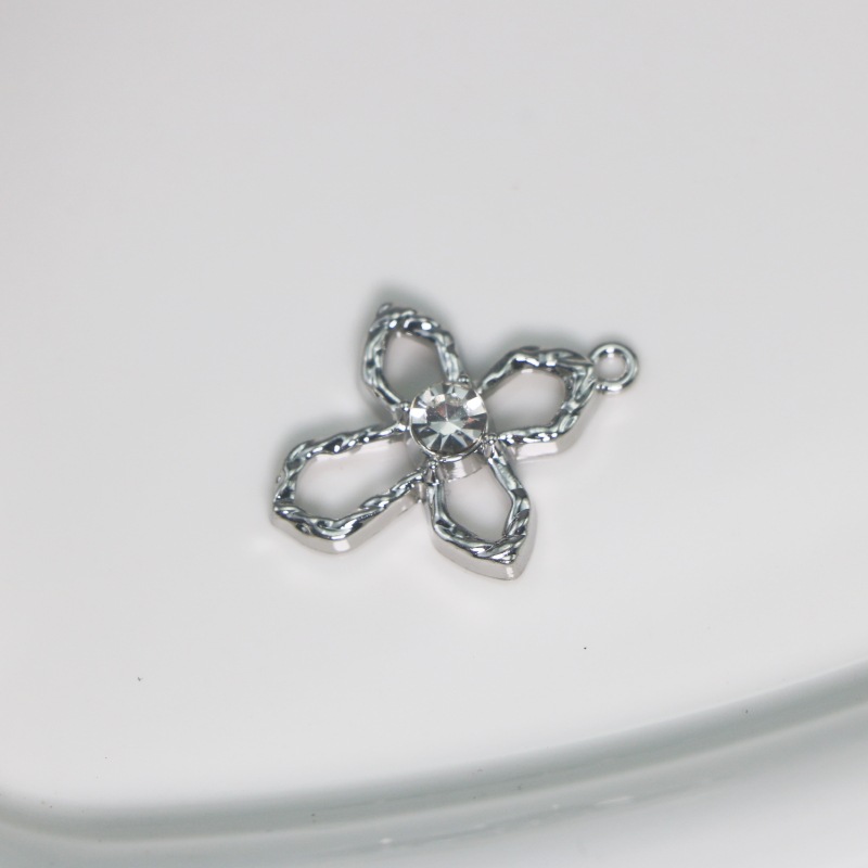 White k white diamond