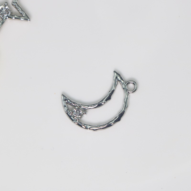 White k moon