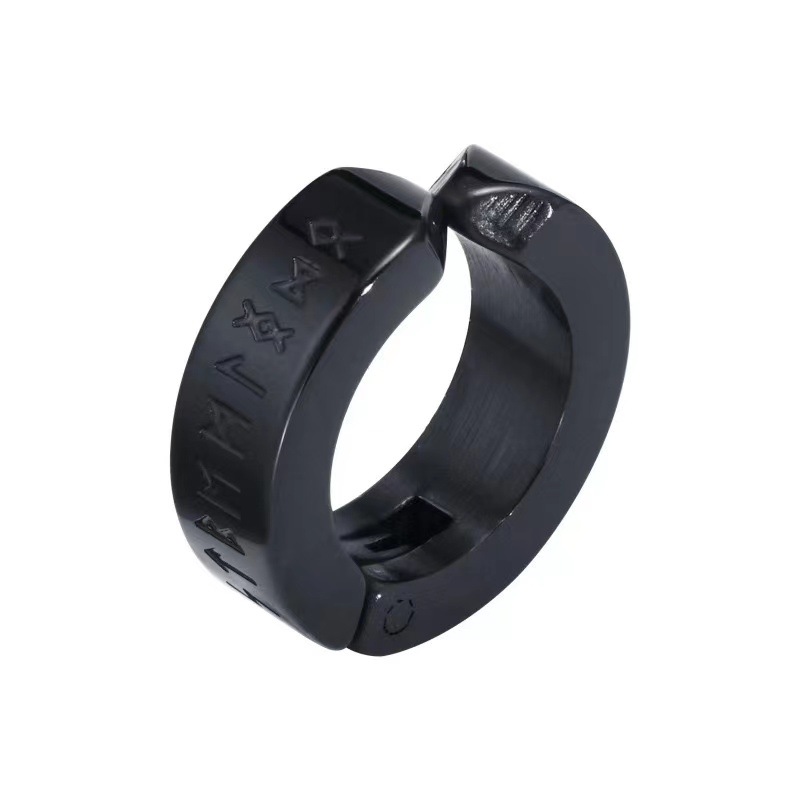 Black ear clip single 4*9mm