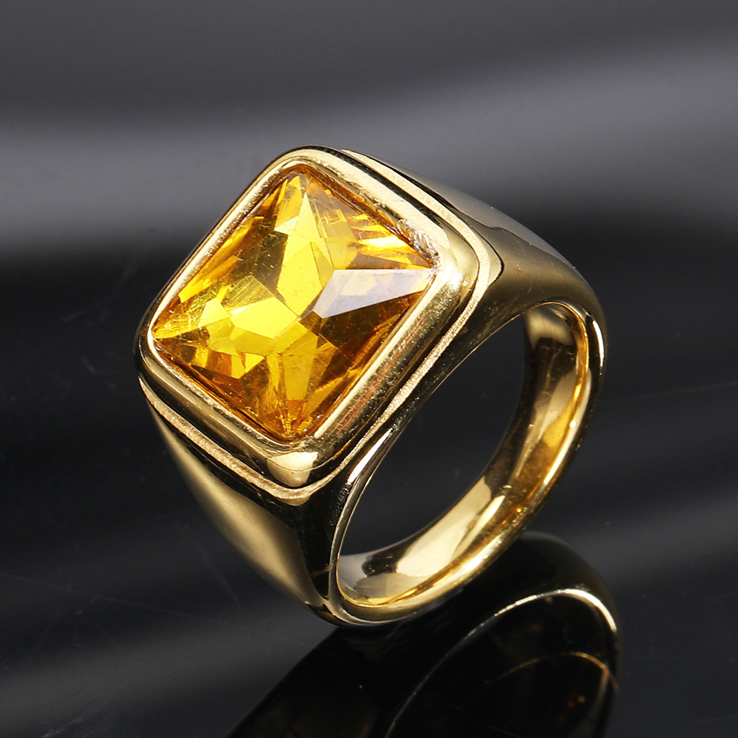 Golden yellow gem