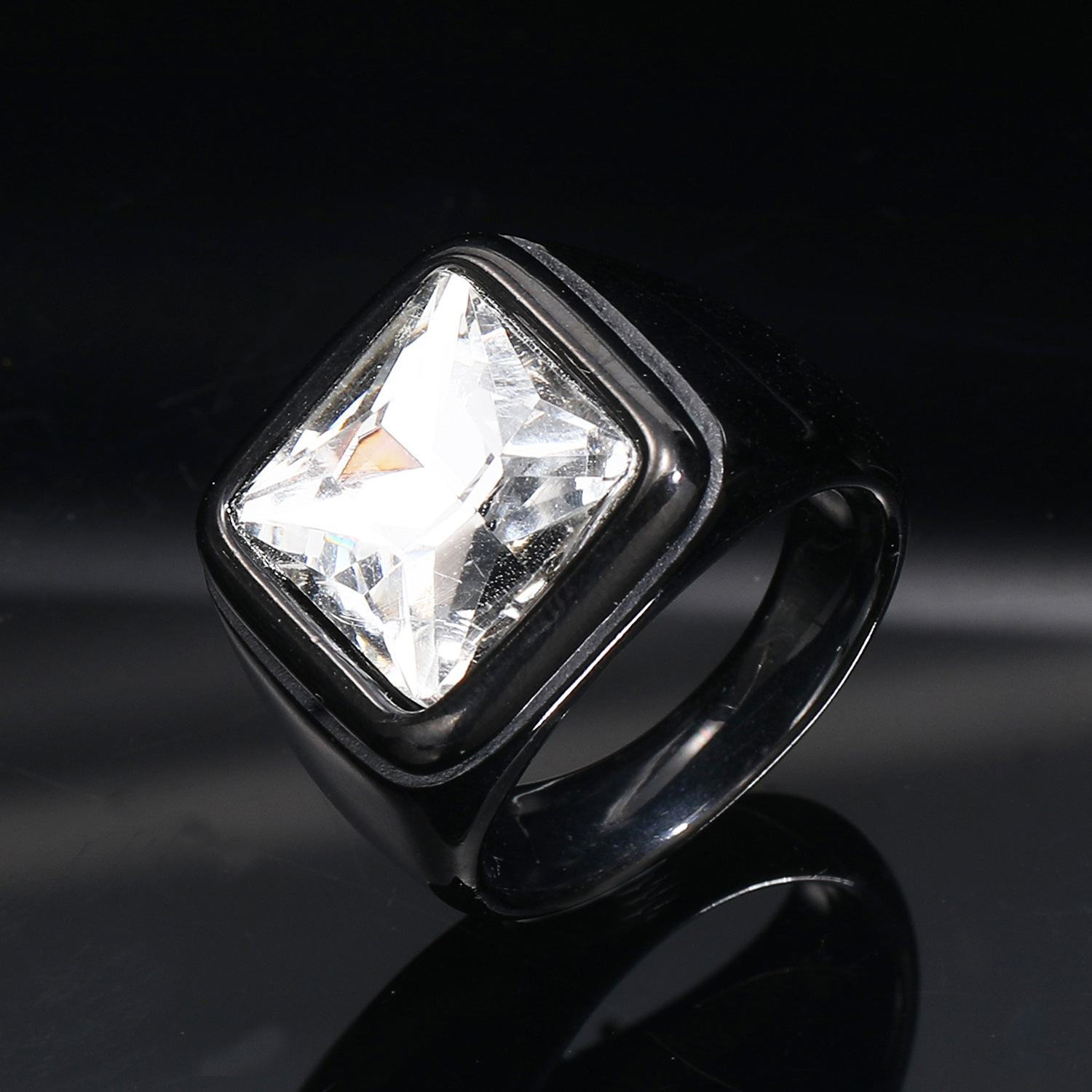Black White gem