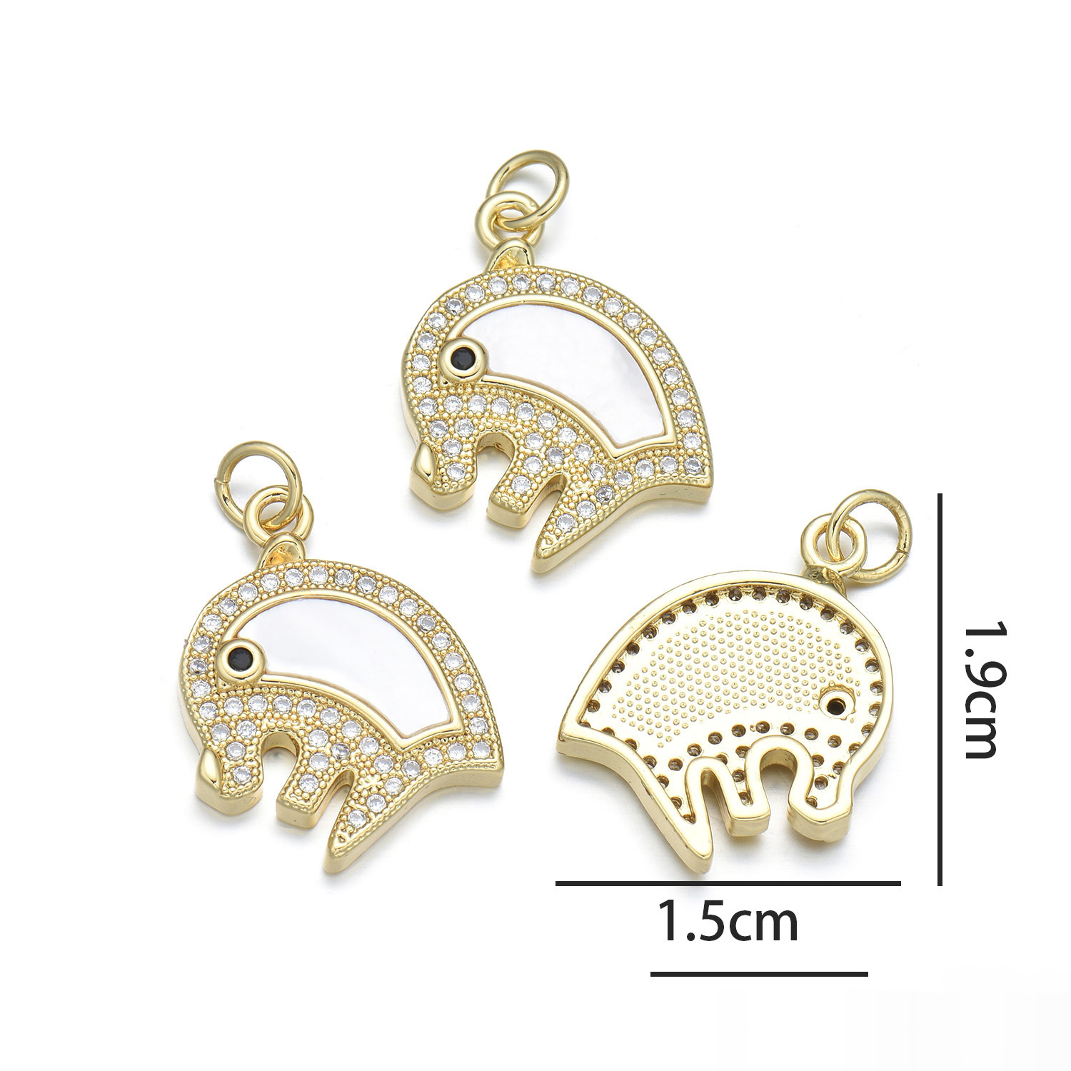 Small cute elephant pendant (natural shell)