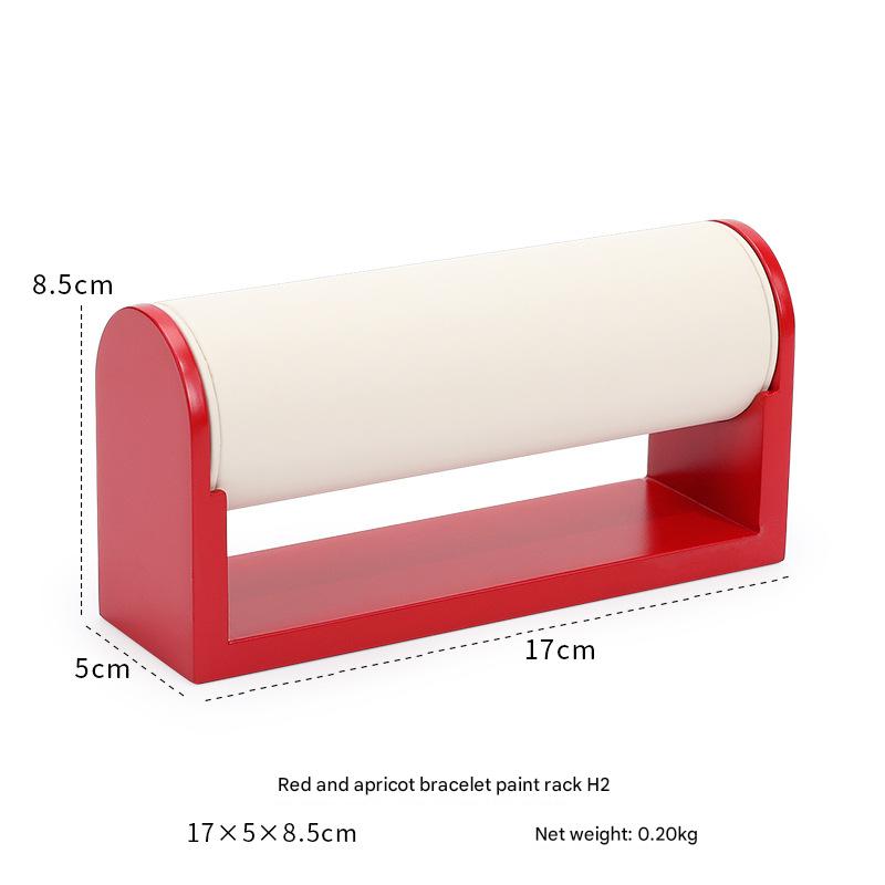 Red background beige white surface large bracelet rack [paint base]]
