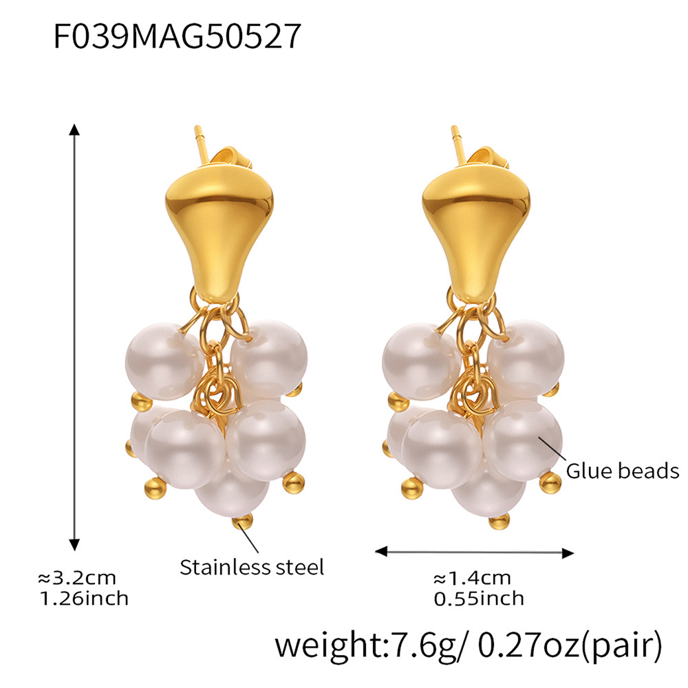 F039-golden white shell bead earrings