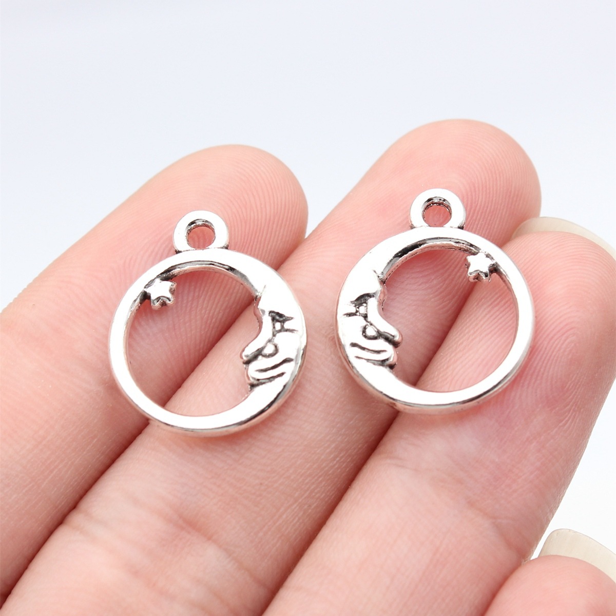 античный серебряный цвет