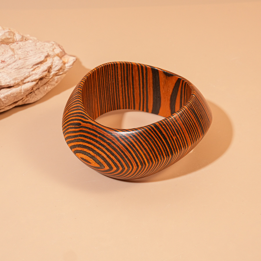 Bracelet-dark brown texture