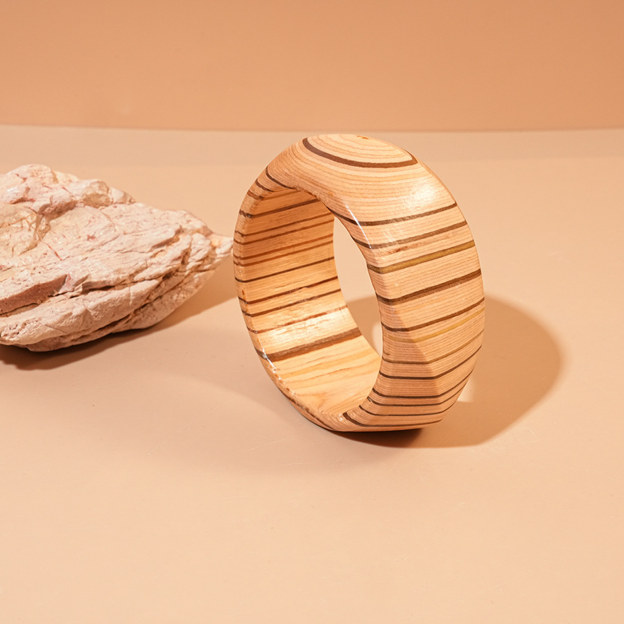 Bracelet-brown triangle