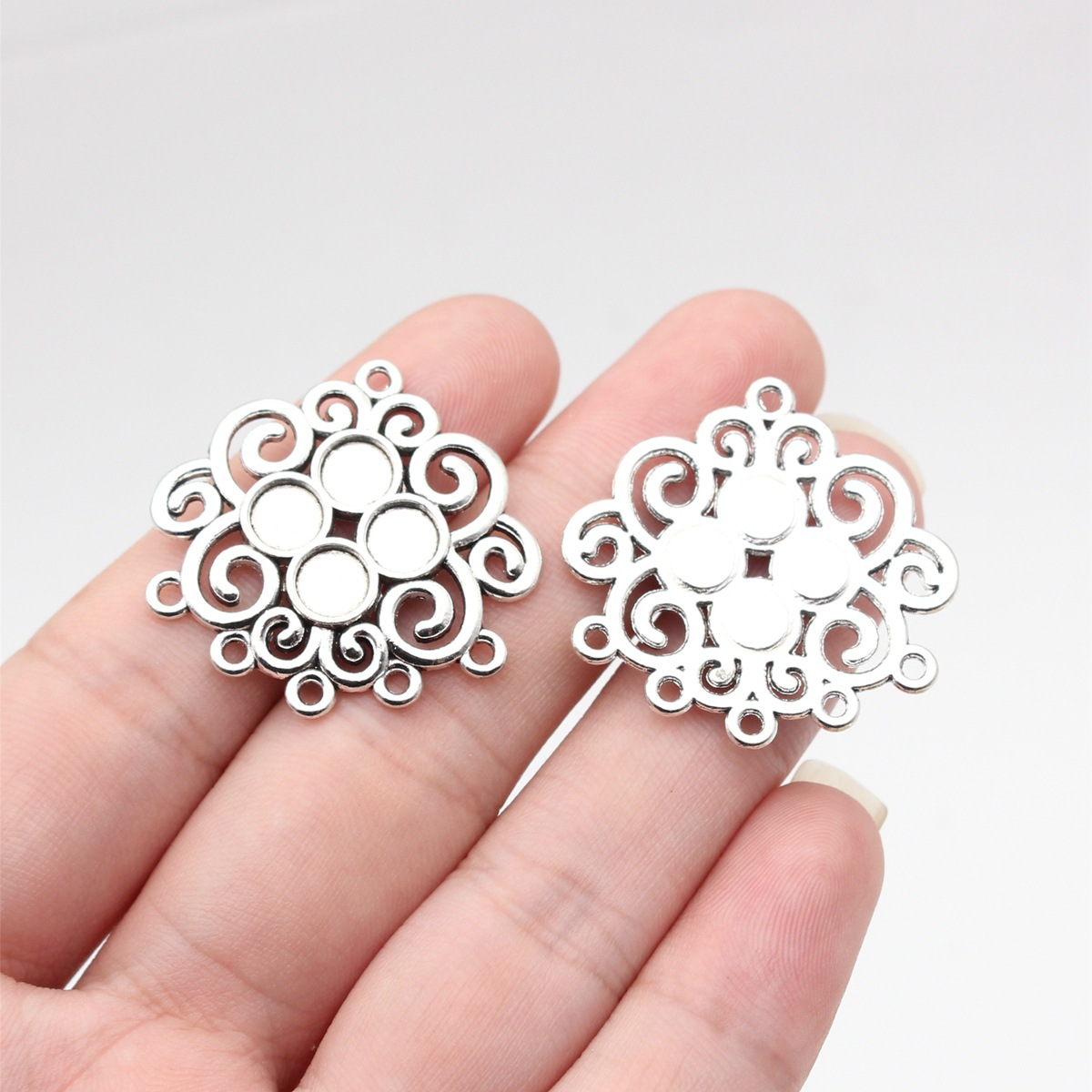 antike silberne Farbe