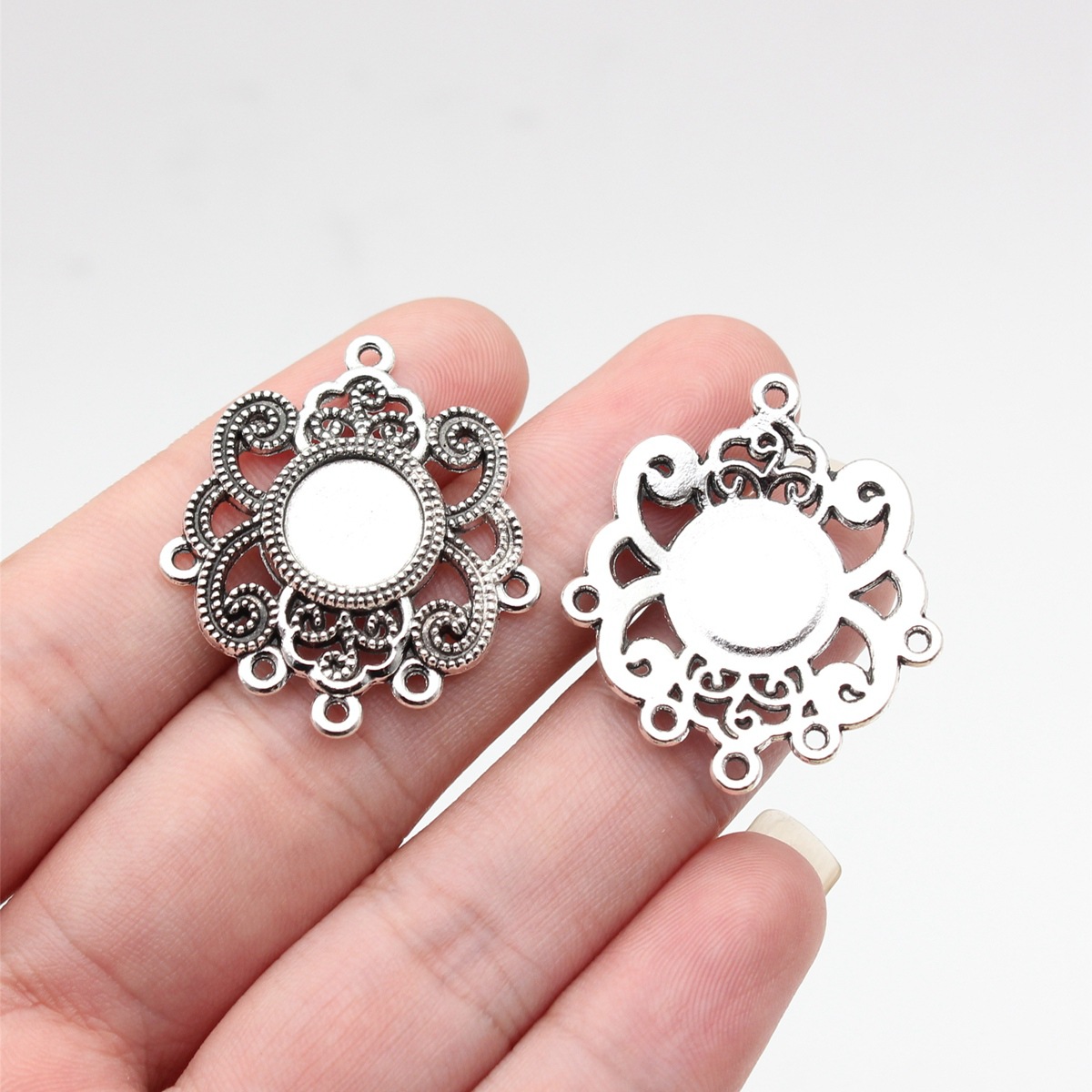 antique silver color