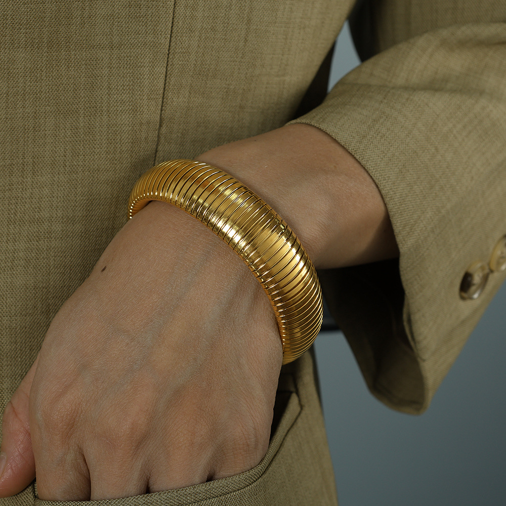 SZ06 Golden width 2cm (ring 6cm)
