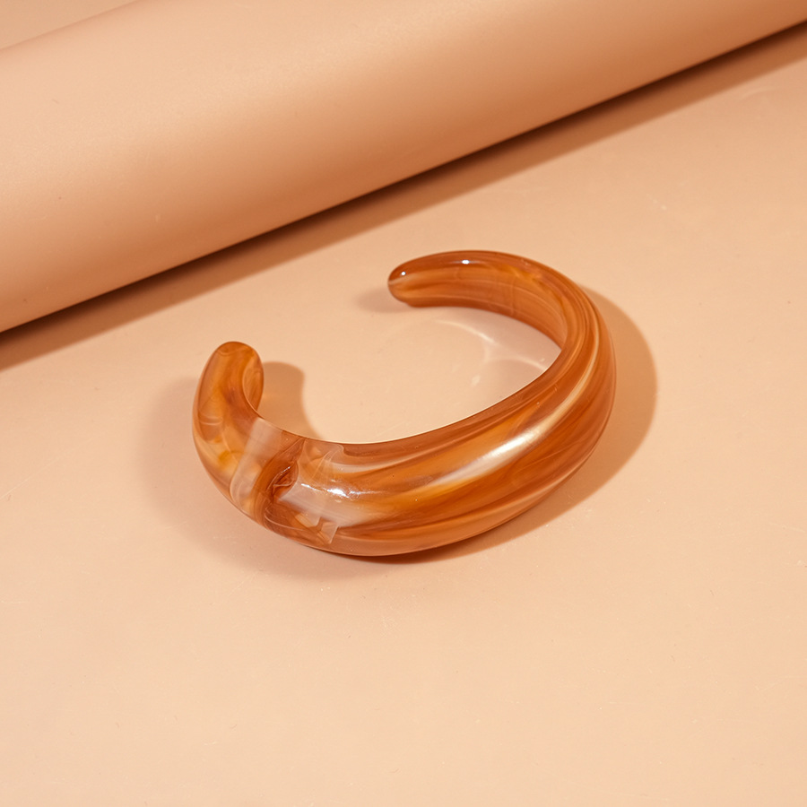 Bracelet-light brown