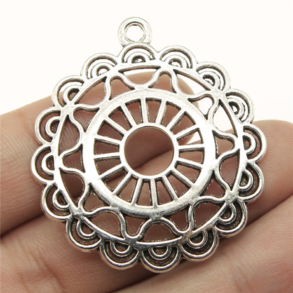 antique silver color
