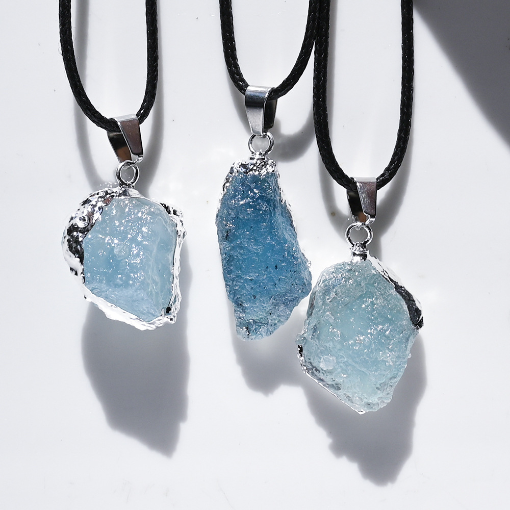 Silver edge (one will be sent randomly)
