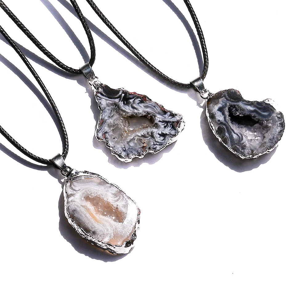 Silver edge (one will be sent randomly)