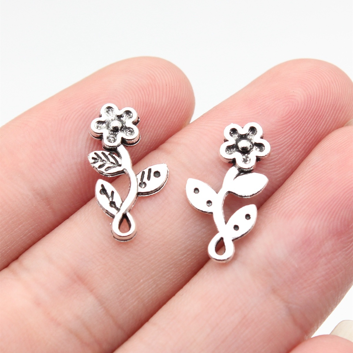 antique silver color