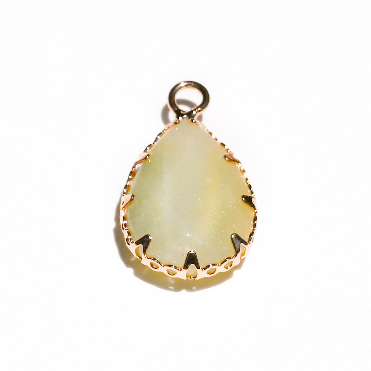 Amazon (single hanging)