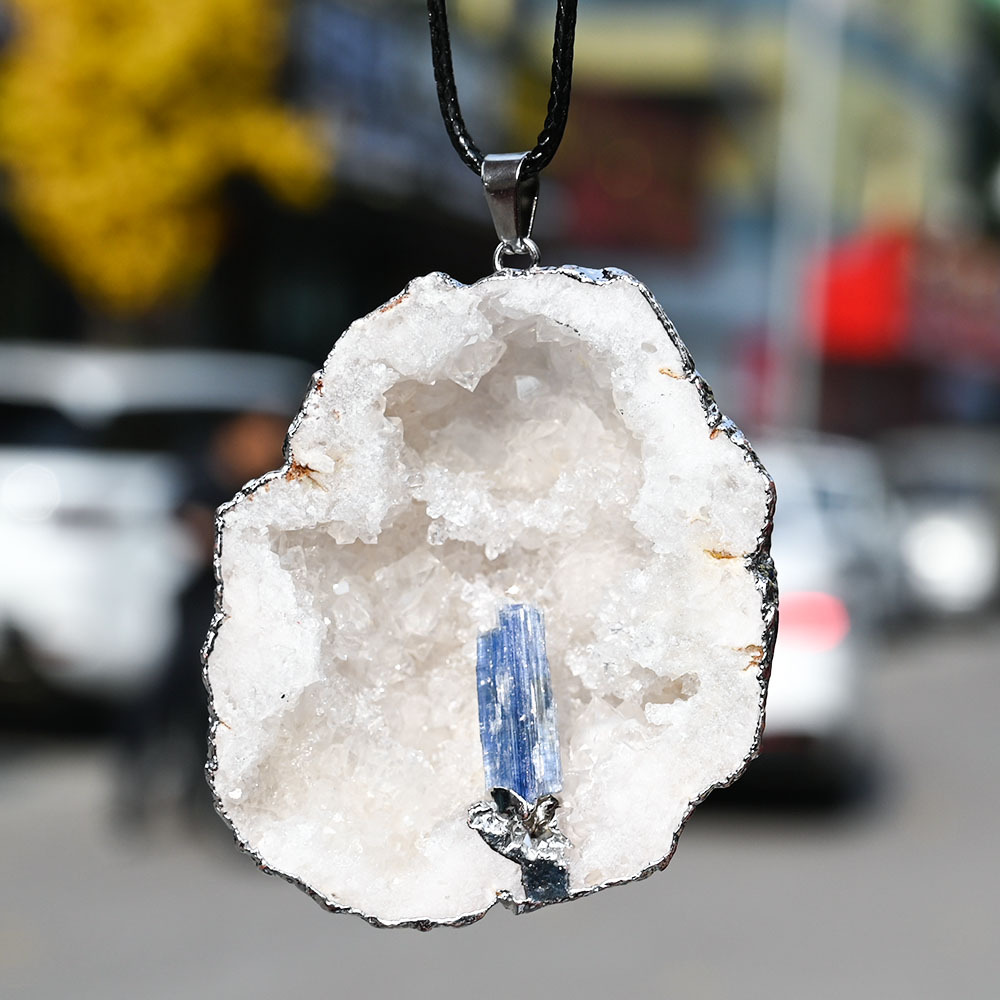 crystal hole blue crystal strip