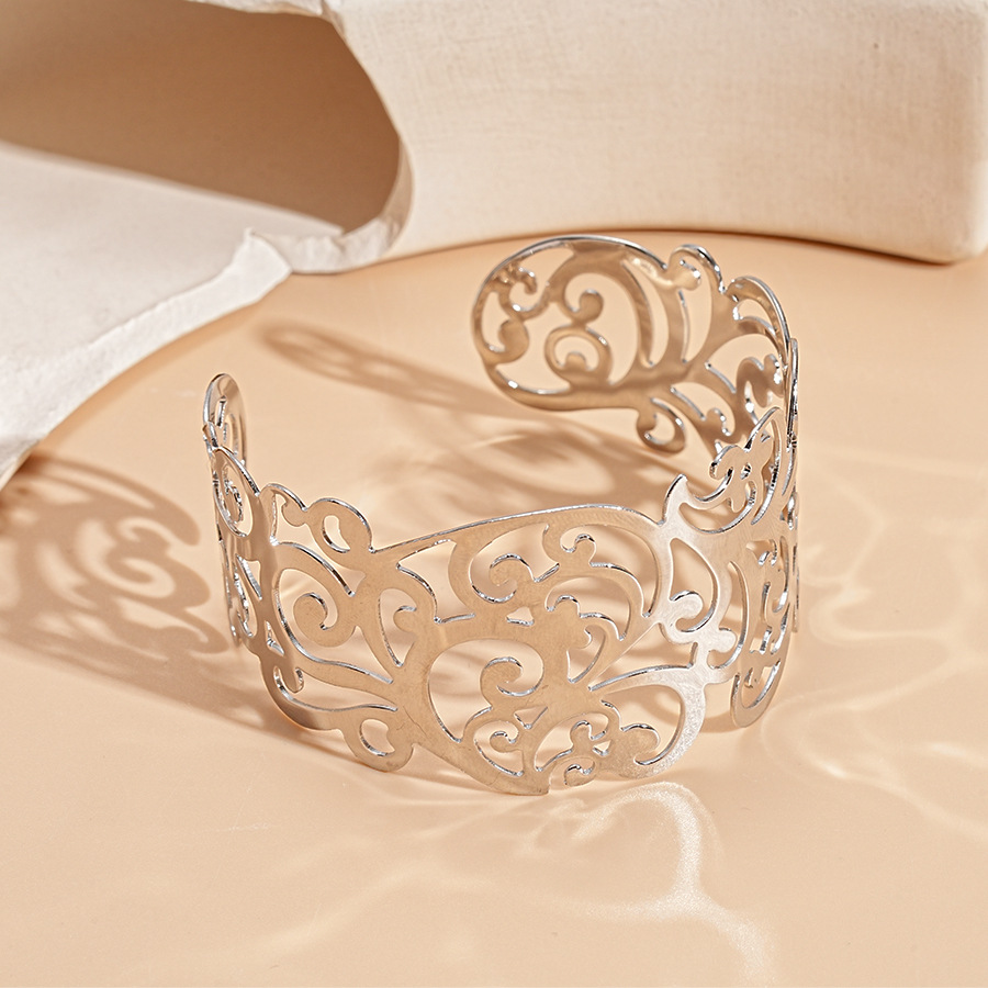 Bracelet-silver flower (single)