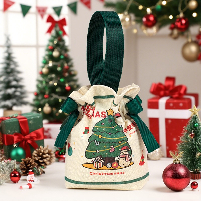 Green Christmas tree drawstring pocket 15*16*5cm