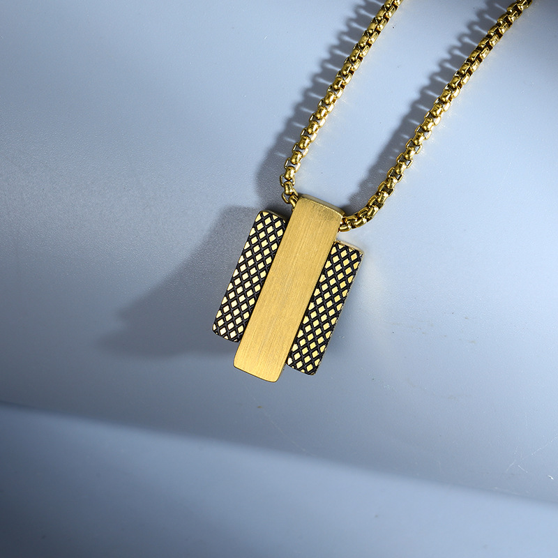Gold pendant