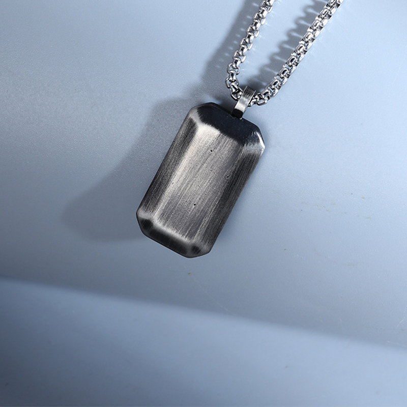 Vintage black pendant