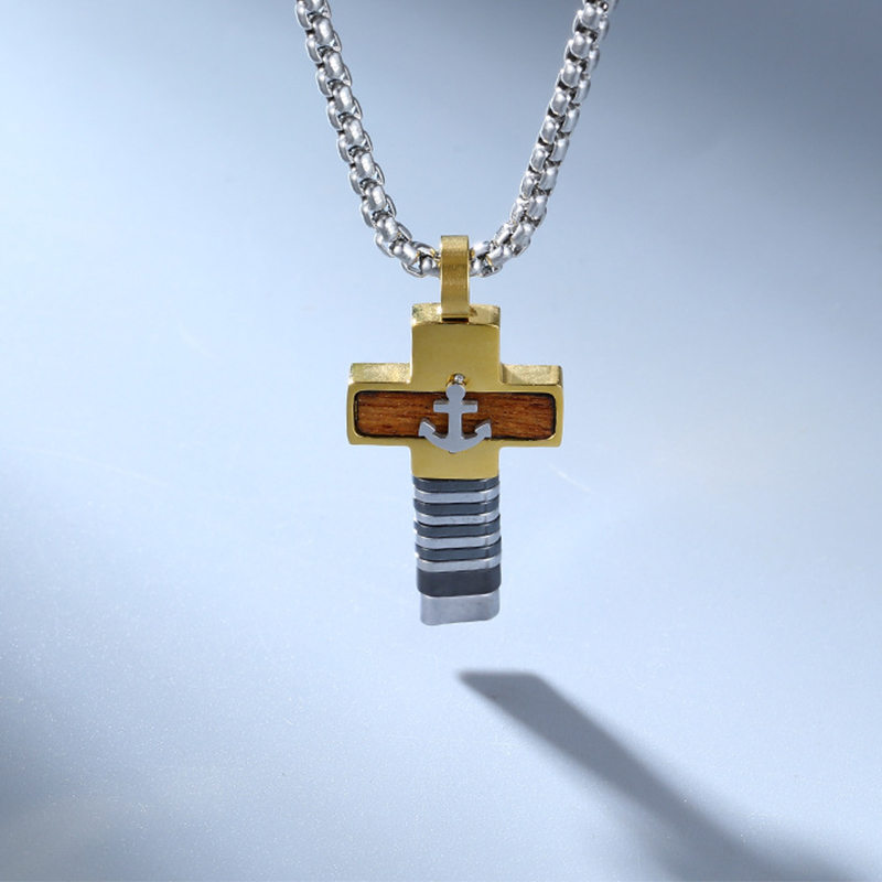 Gold pendant