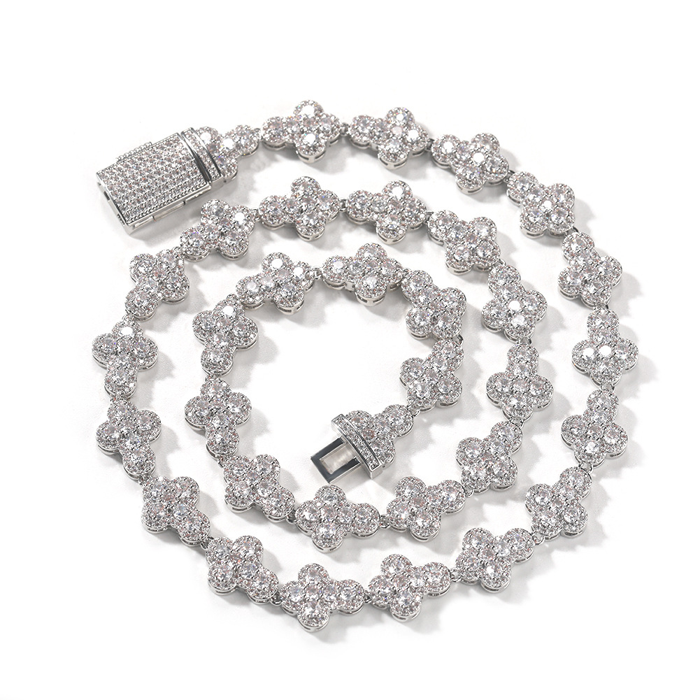 серебряный