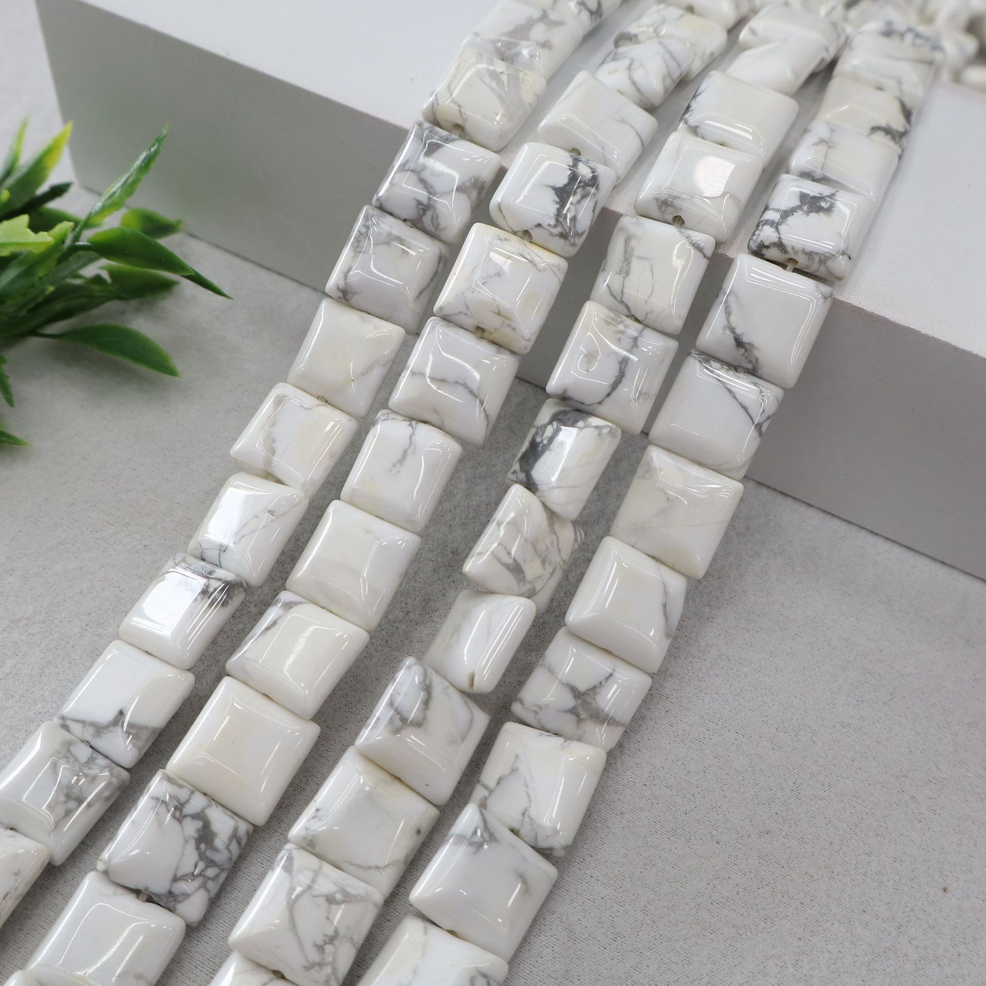 Howlite