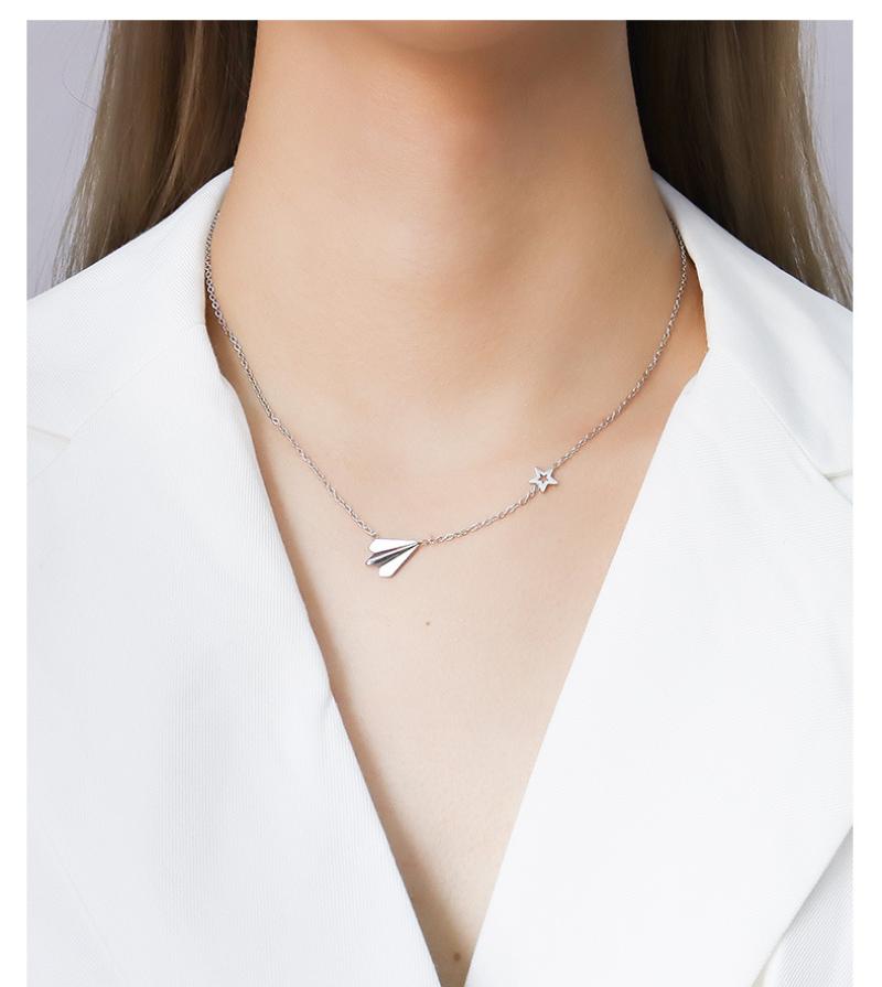 Gold necklace