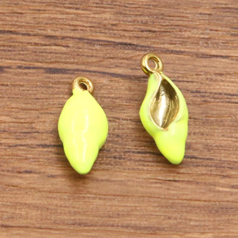 Fluorescent green conch 6X15mm