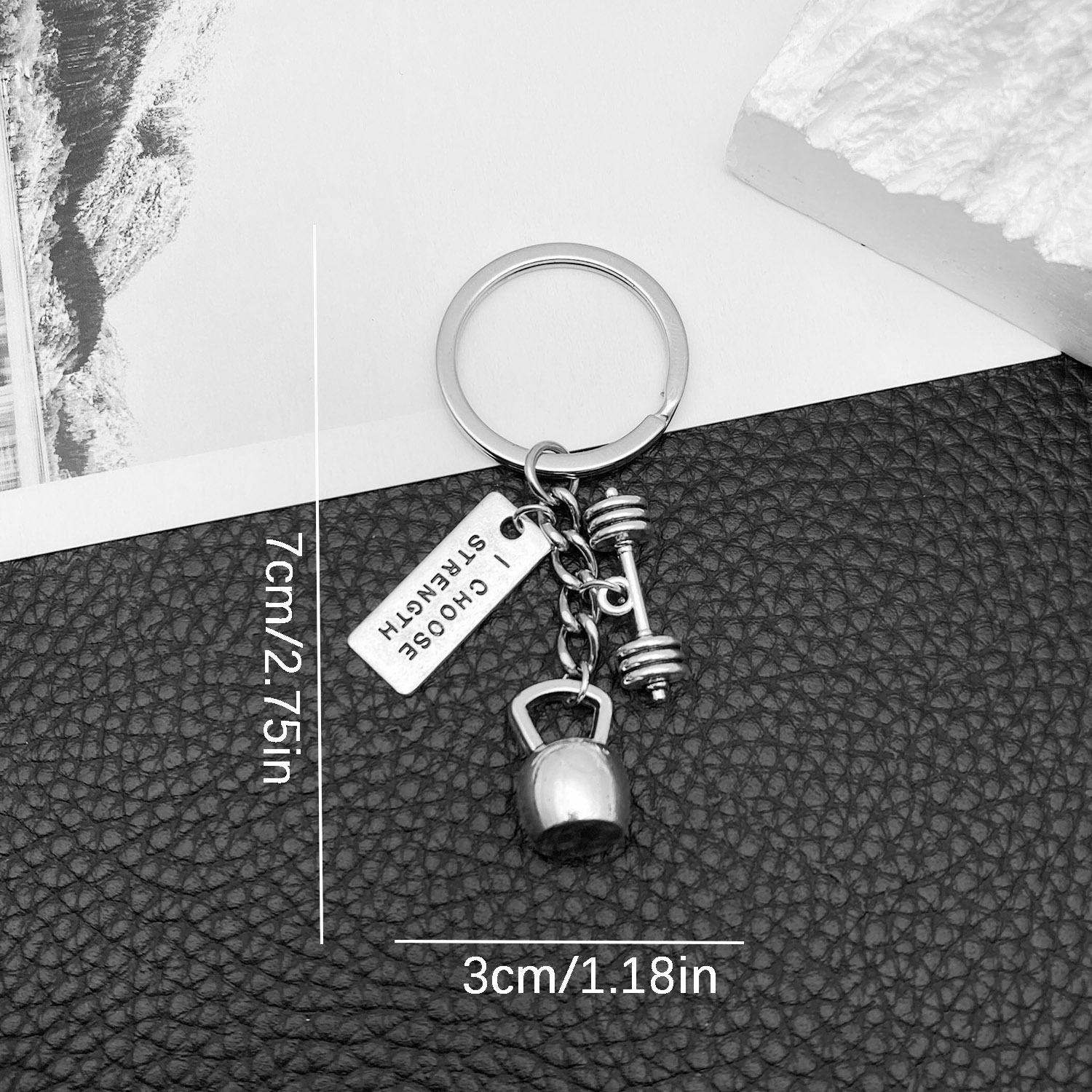 1 ancient silver sports equipment keychain-LS31-17.7g