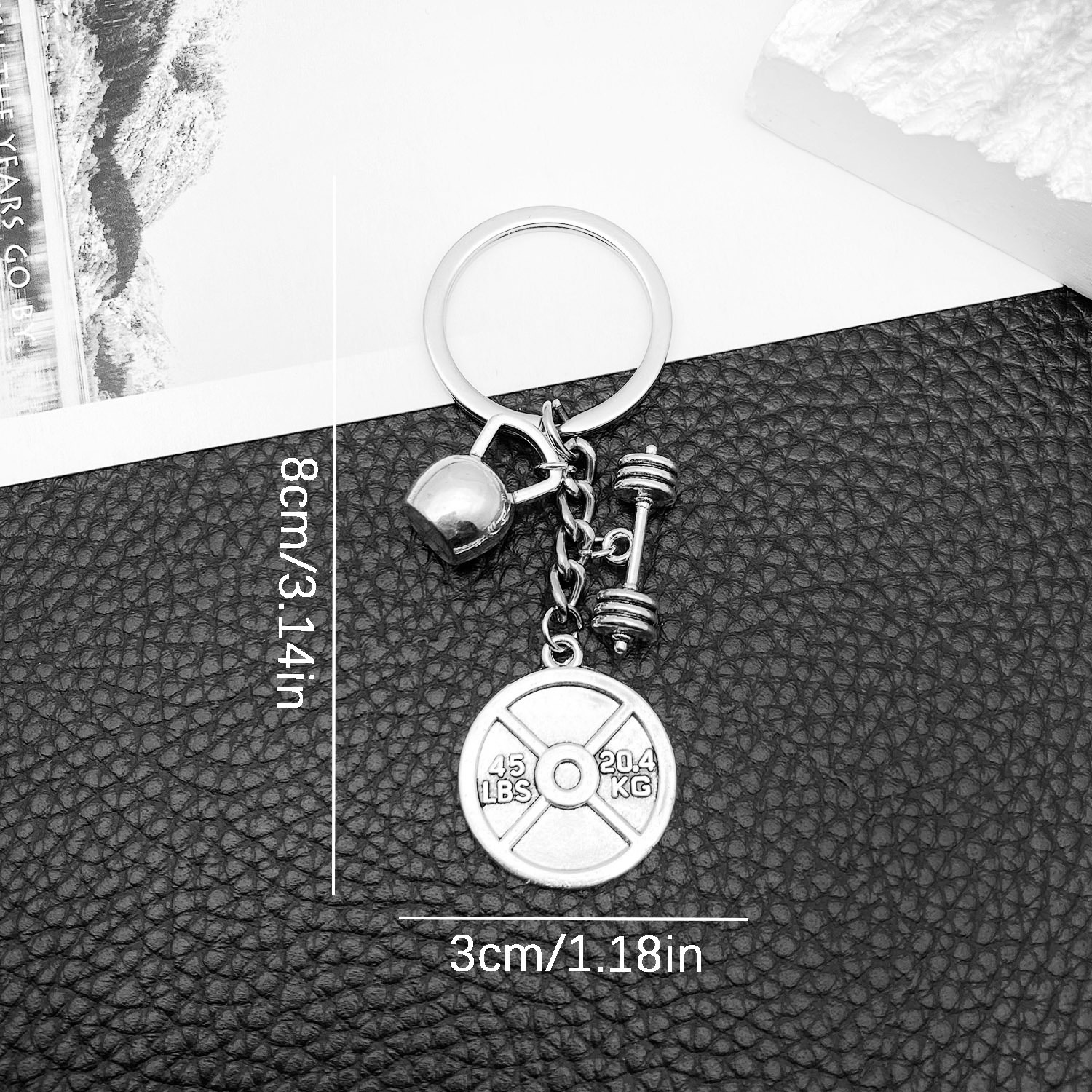 1 ancient silver sports equipment keychain-LS32-18.9g