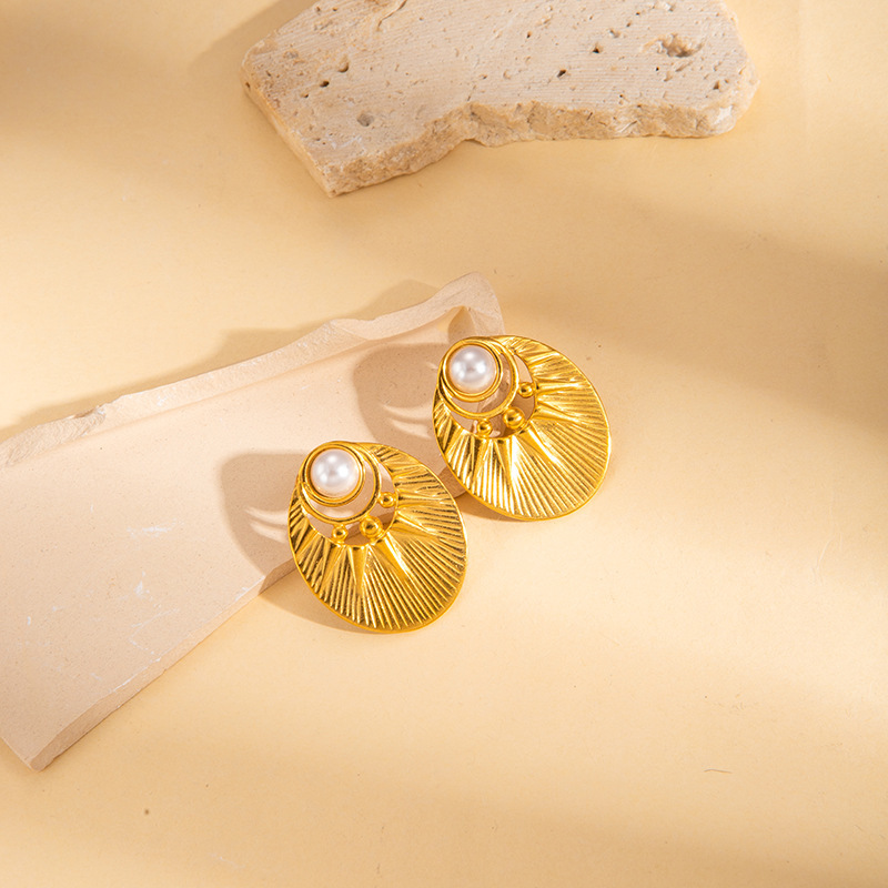 earring