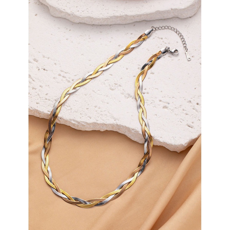 Three color chain#1