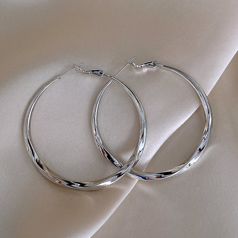 4cm silver earrings 0477