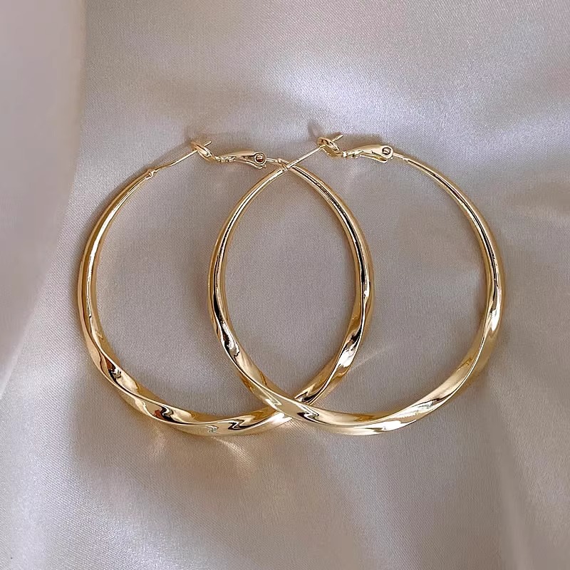 6cm gold earrings 0482