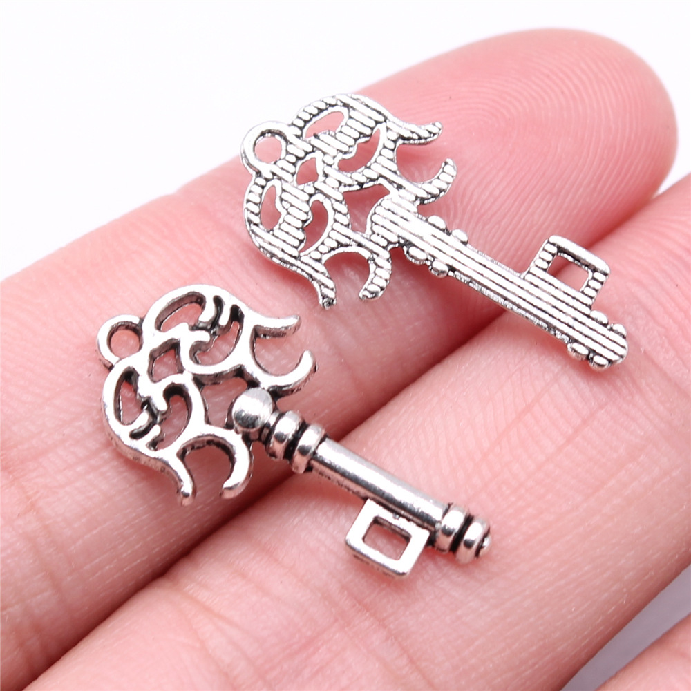 antique silver color